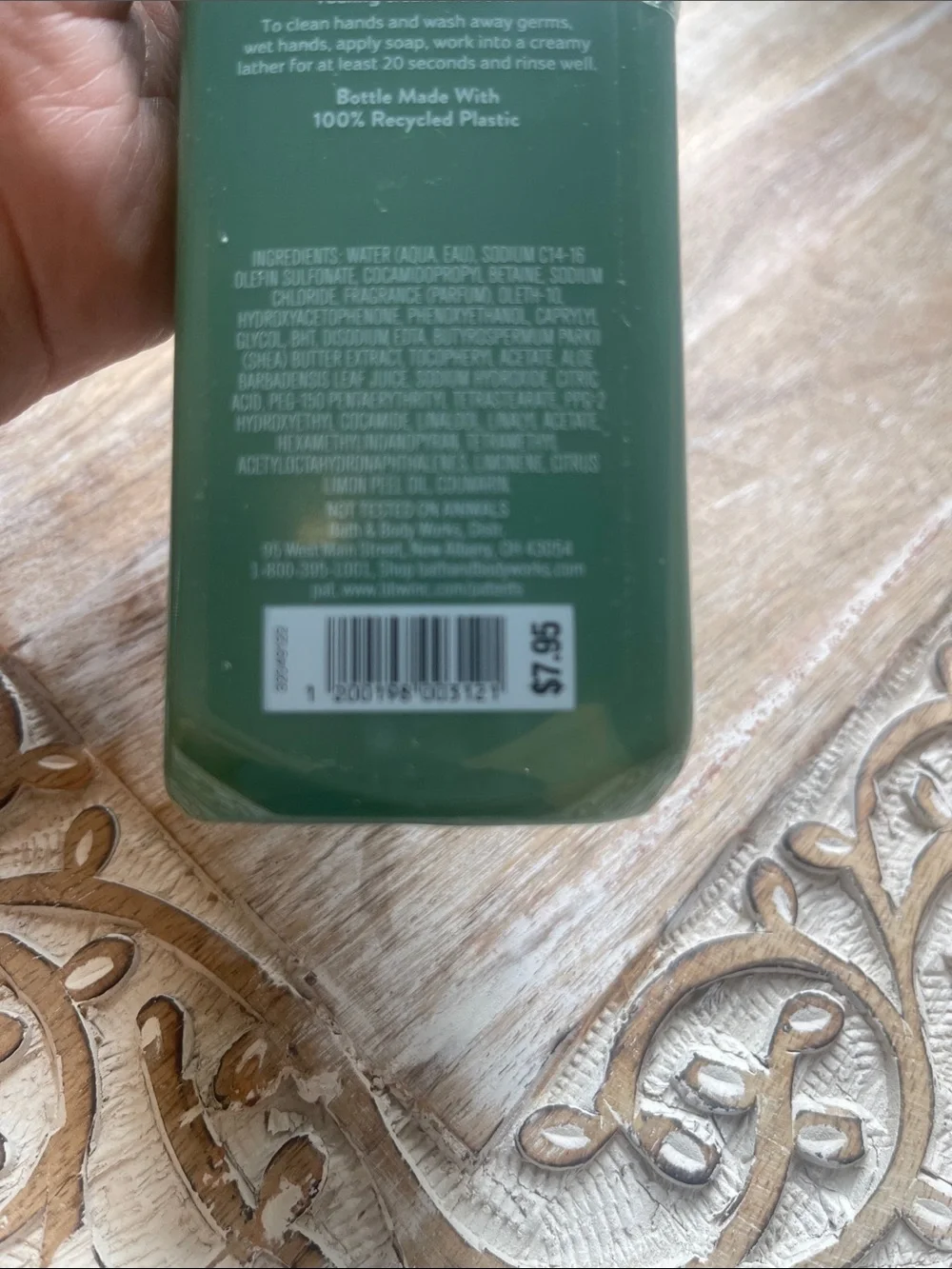 Bath & Body Works White Tea & Sage Hand Soap - Green